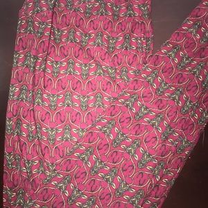 Tall & Curvy Lularoe Deer Leggings